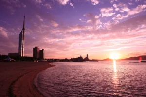 Fukuoka Travel Guide: Explore Fukuoka's Vibrant City Life